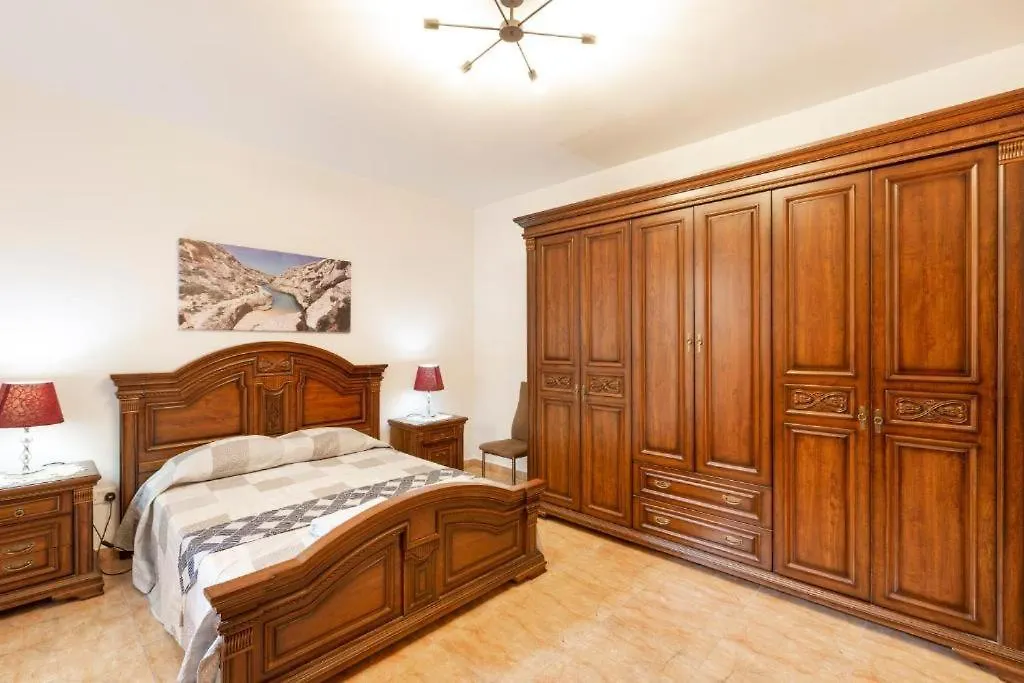 Gudja - Lovely 3 Bedroom Unit With Own Private Entrance Malta