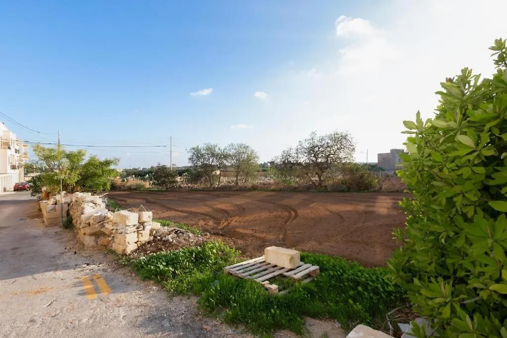 Gudja - Lovely 3 Bedroom Unit With Own Private Entrance Holiday home